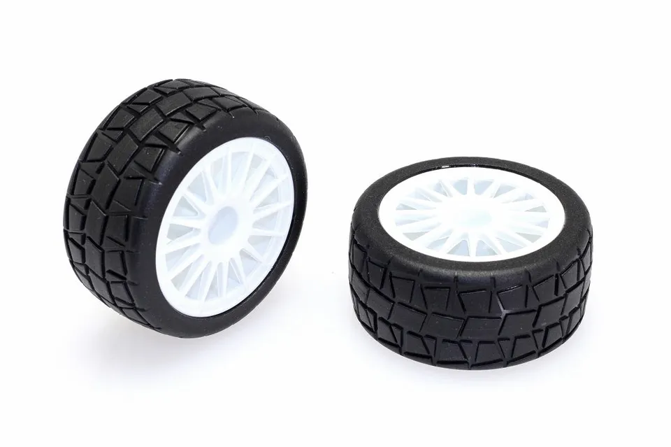 CEN C16601 Roue + Pneu Paire 1/16 Puma