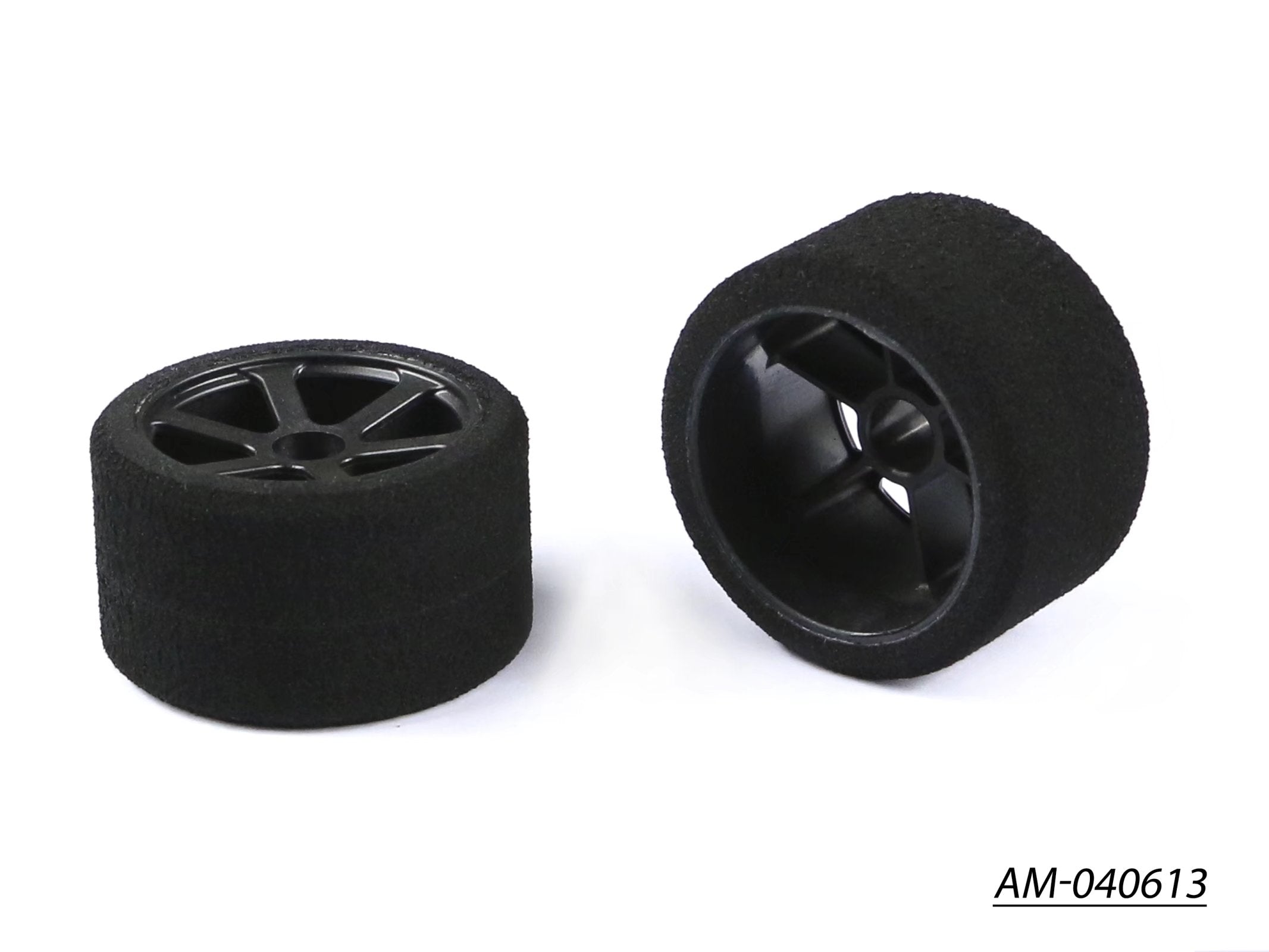 Arrowmax AM-040613 pneus mousse avant 1/12 32 Shore carbone